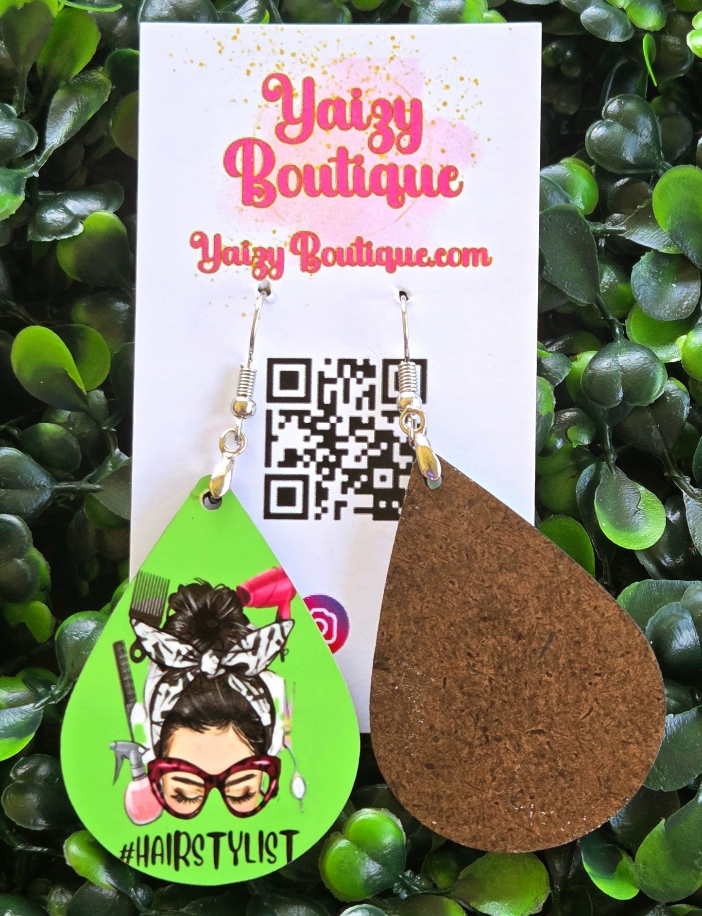 Hairstylist Earrings – Fun Hairdresser Gift, Lightweight Teardrop Earrings for Salon Stylists Yaizy Boutique