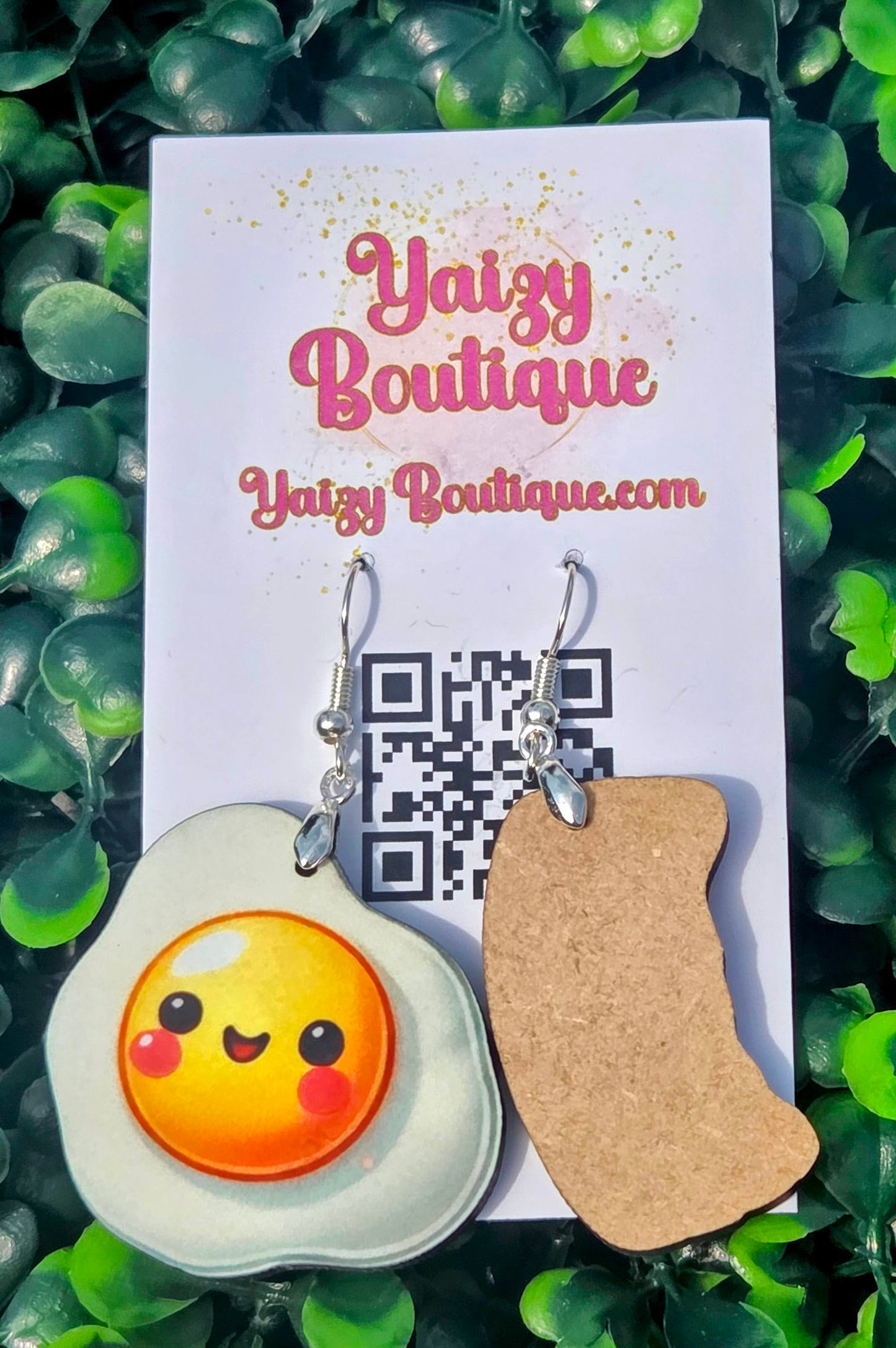 Kawaii Bacon & Egg Earrings | Cute Mismatched Breakfast Jewelry | Handmade Foodie Gift Yaizy Boutique
