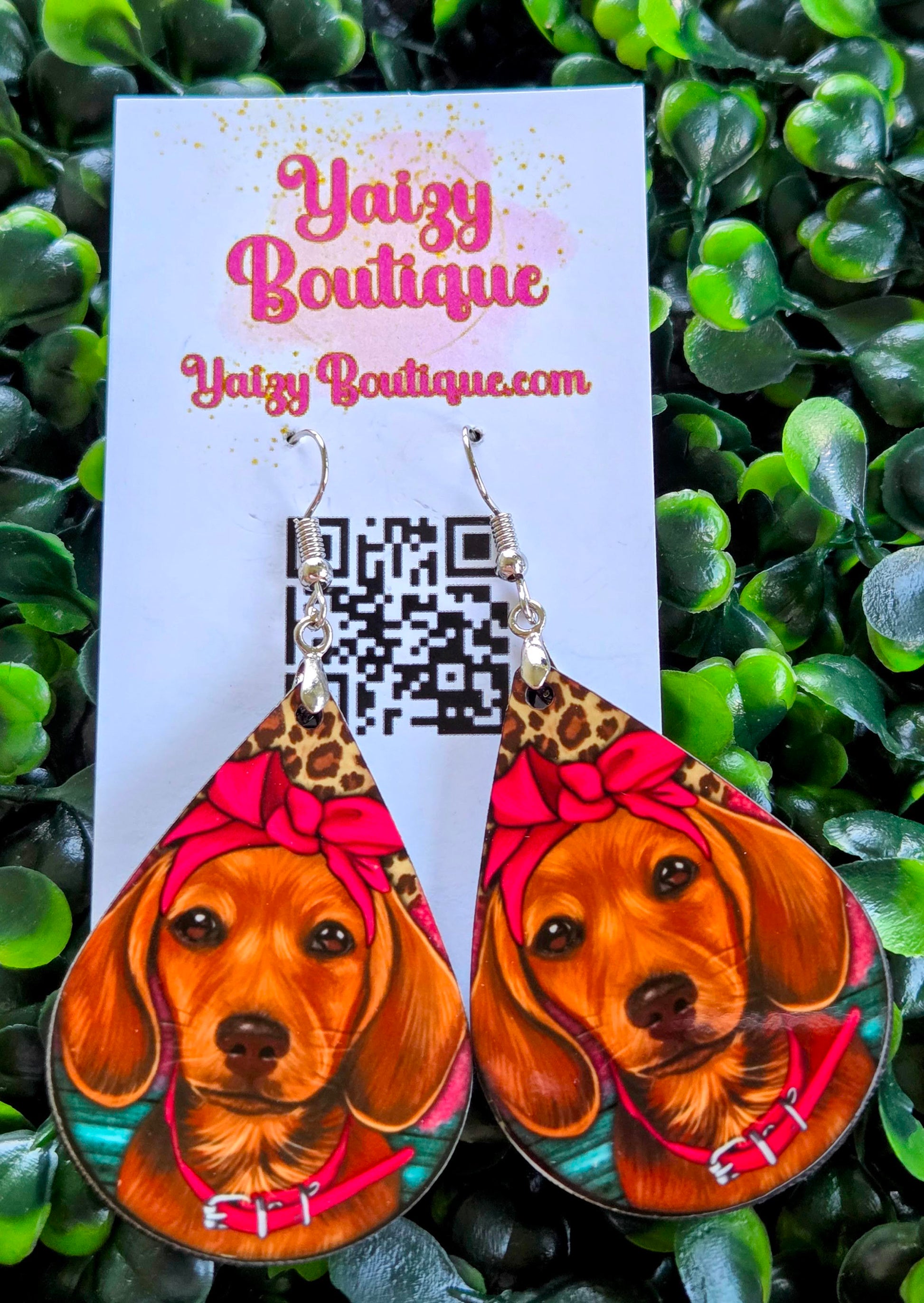 Handmade Dachshund Teardrop Earrings – Cute Dog Earrings with Bow – MDF Wood Lightweight Jewelry Yaizy Boutique