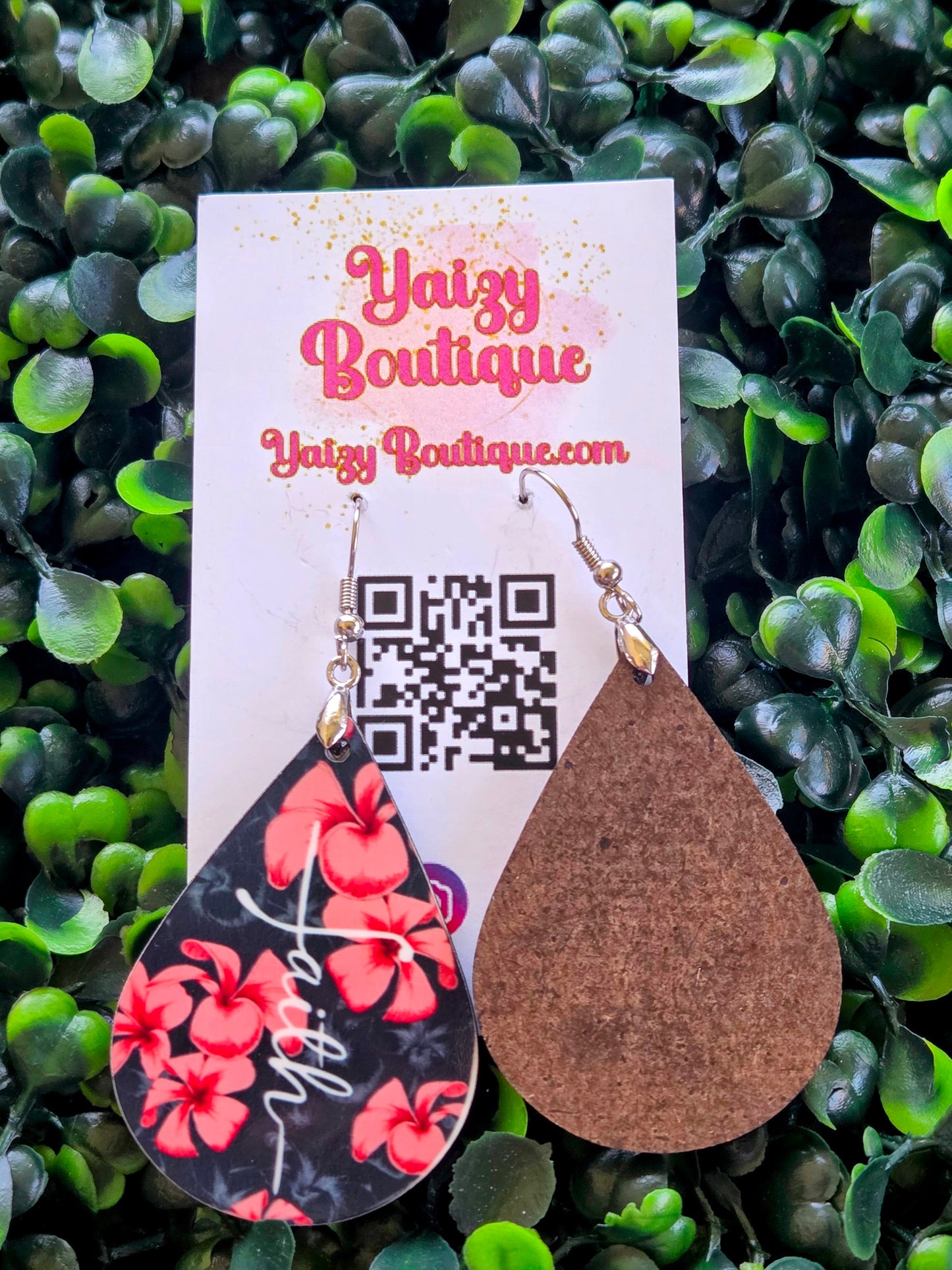 Faith Hibiscus Teardrop Earrings – Navy Blue & Red Floral Lightweight Dangle Yaizy Boutique