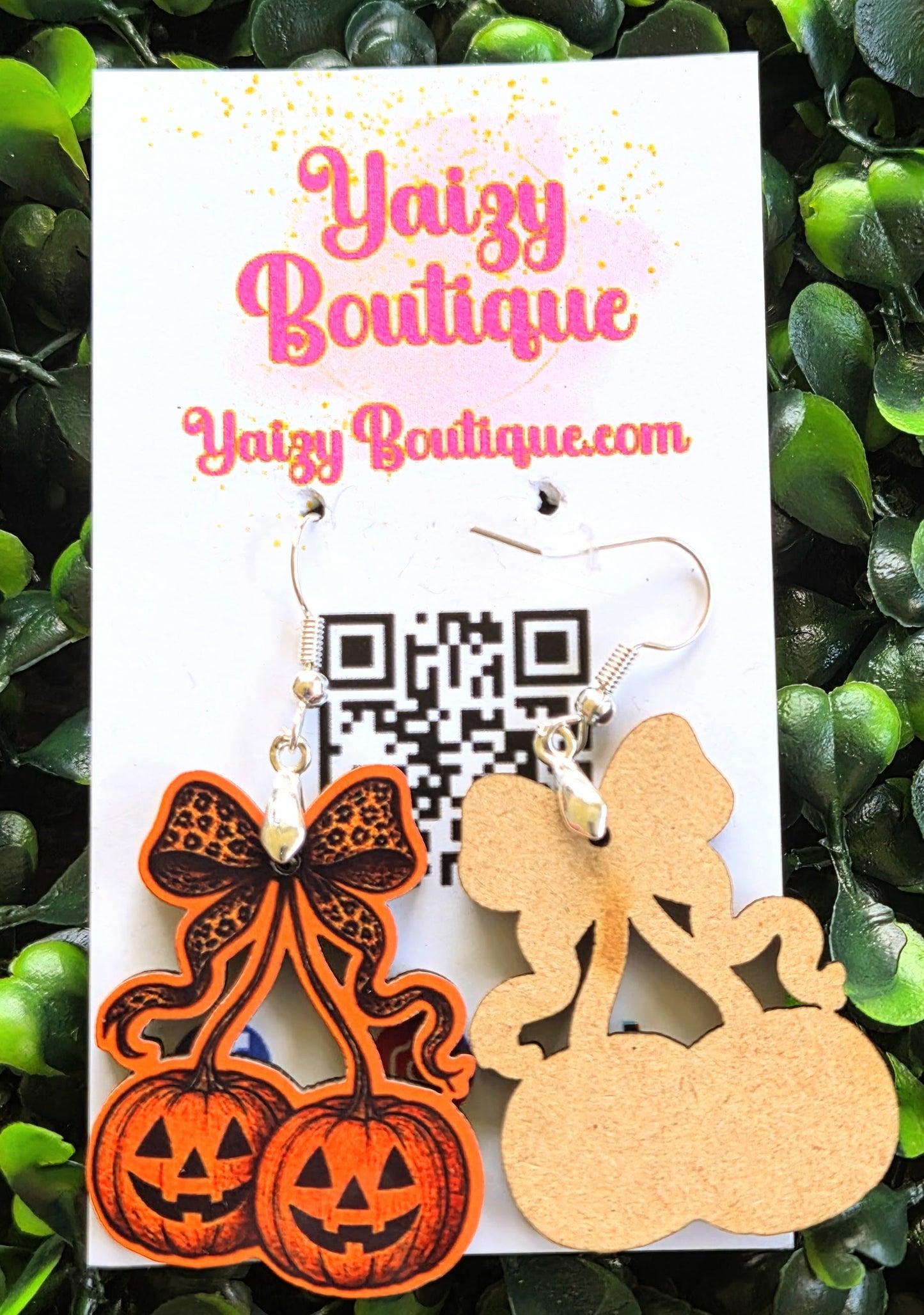 Jack-o’-Lantern Bow Earrings | Handmade Halloween Pumpkin Jewelry | Spooky Fall Accessories Yaizy Boutique