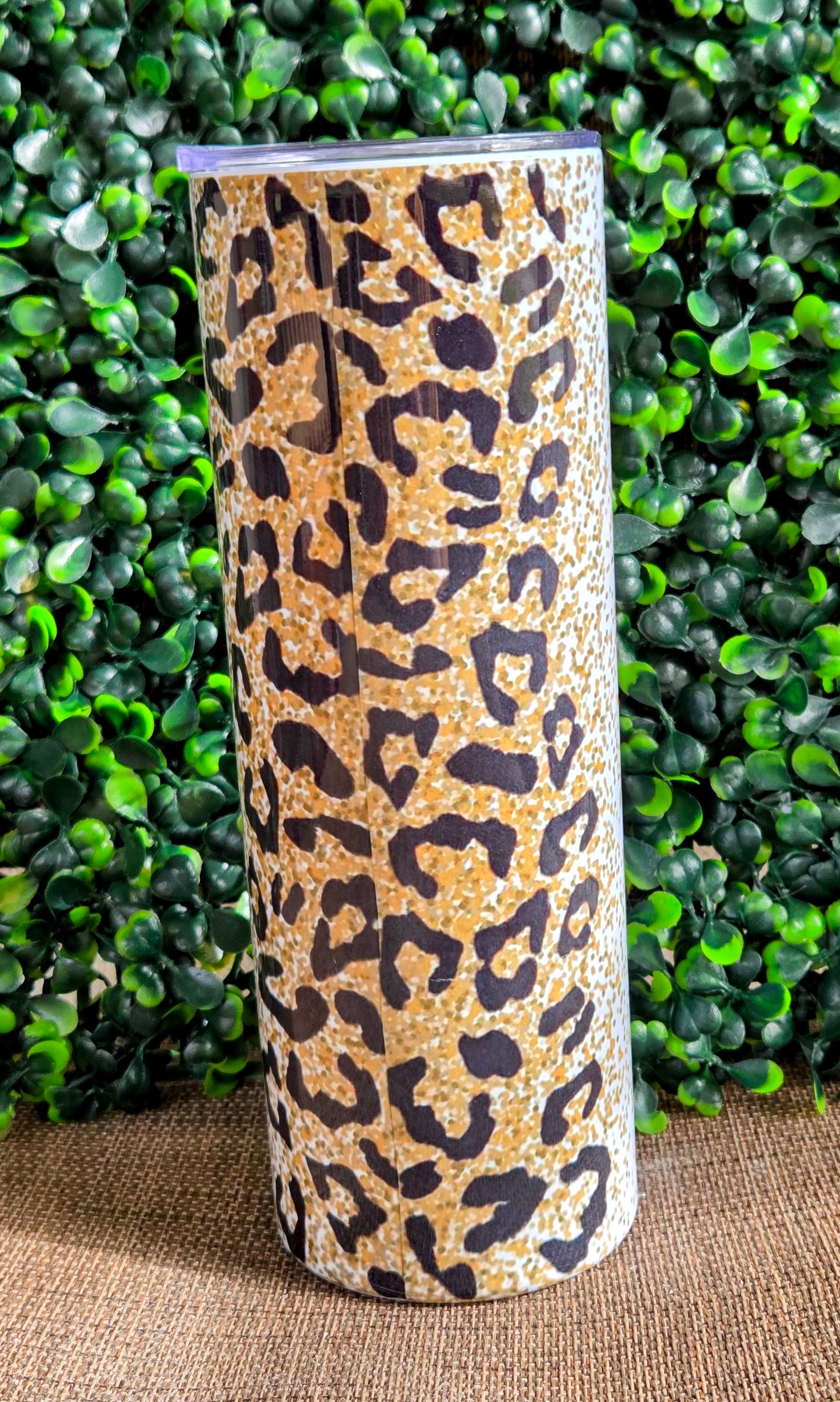 Teacher Rainbow 20oz Tumbler – “It Takes a Big Heart to Help Shape Little Minds” Cup Yaizy Boutique