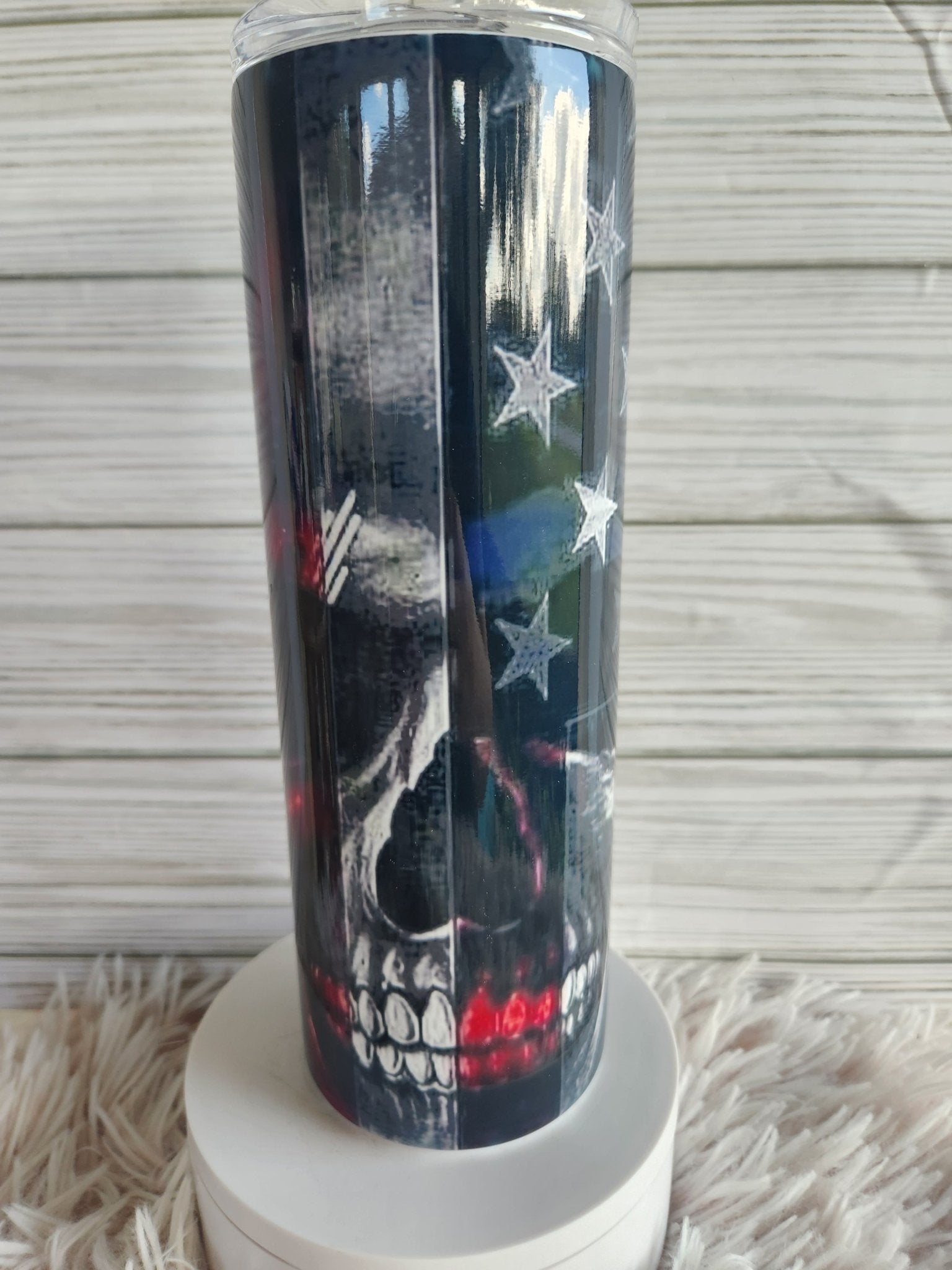 American Flag and Skull 20z tumbler - Yaizy Boutique